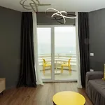 Visar Vlorë